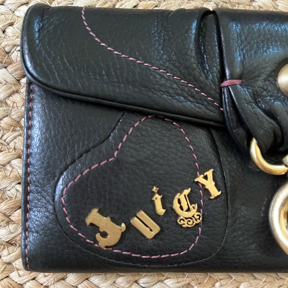 Juicy Couture Wallet - Picture 3 of 10